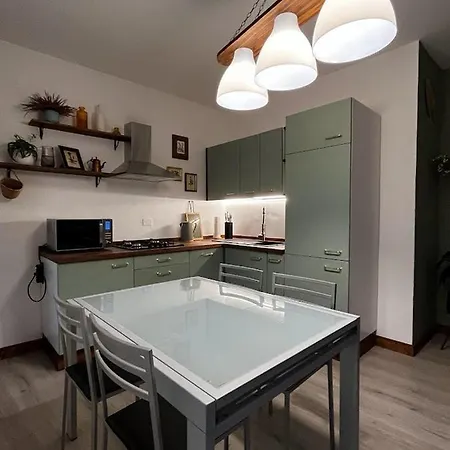 Greenhouse Bicamere In Citta Apartament Udine